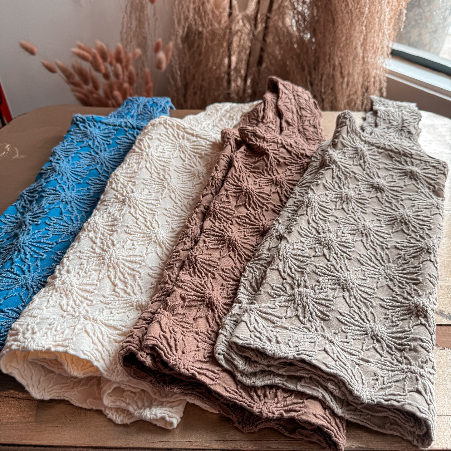 Floral Seamless Tank Tops