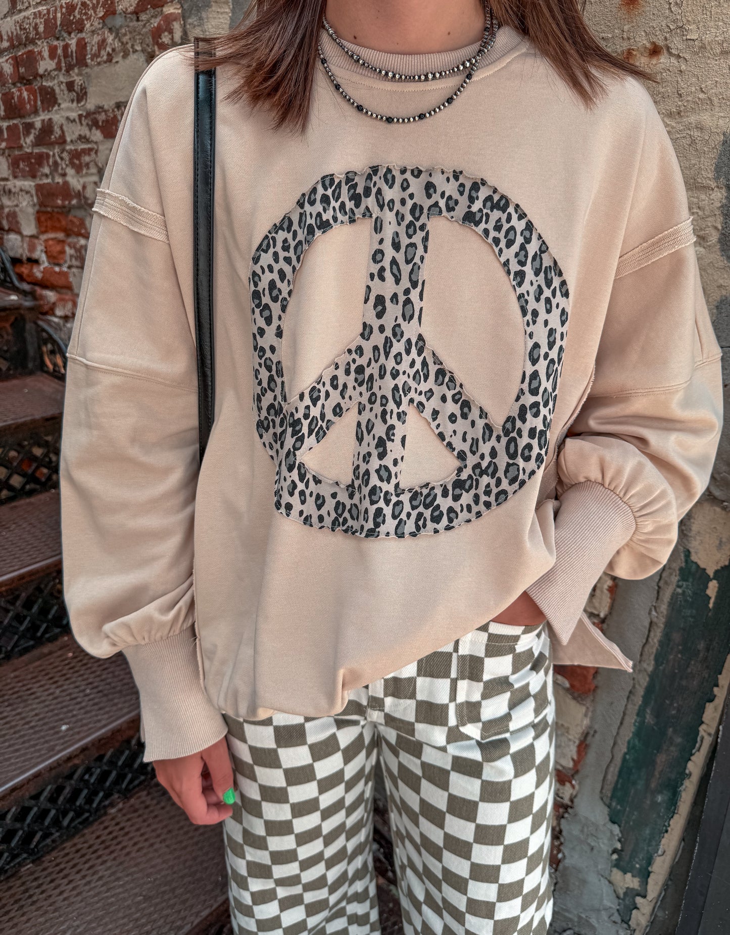 Peace Love Pullover