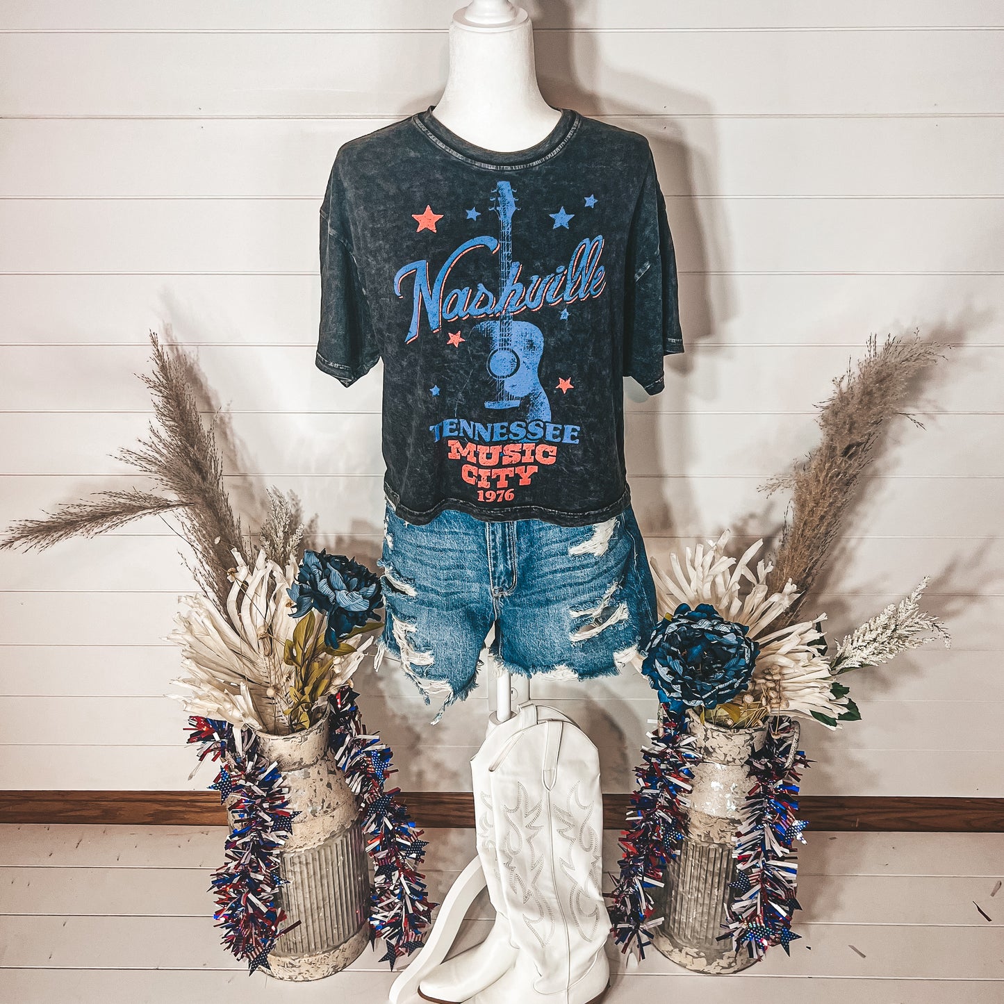 Nash City Graphic Cropped Tee