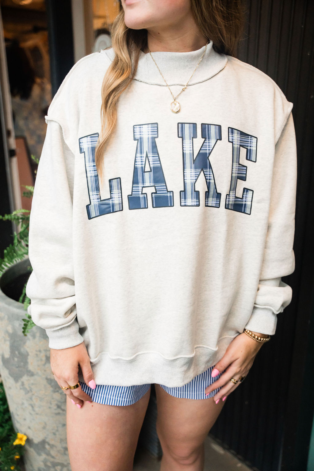 Lakeview Mockneck Pullover