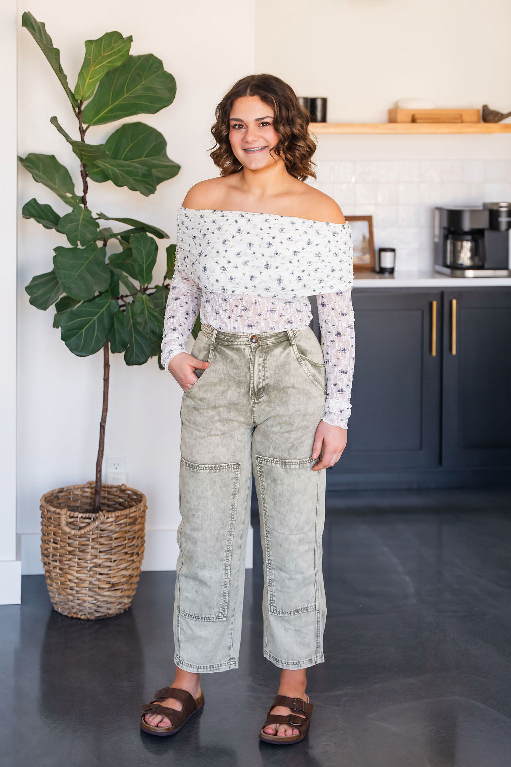Mineral Wash Barrel Jeans