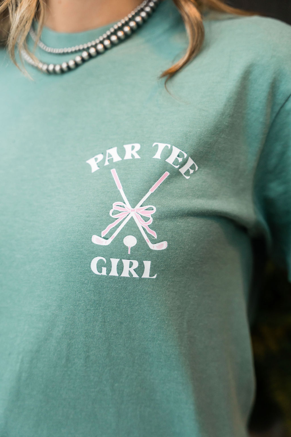 Kiss My Putt Graphic Tee