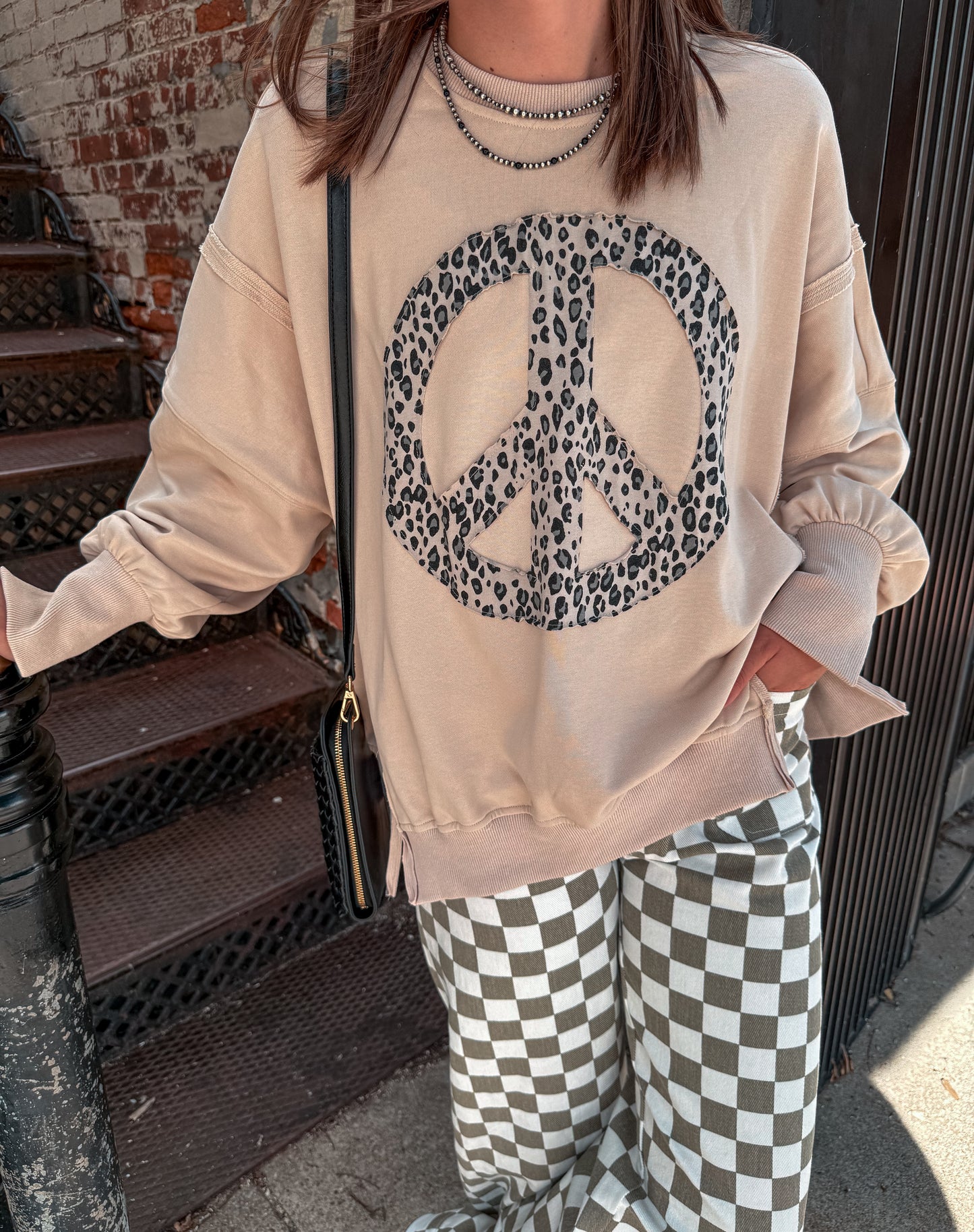 Peace Love Pullover