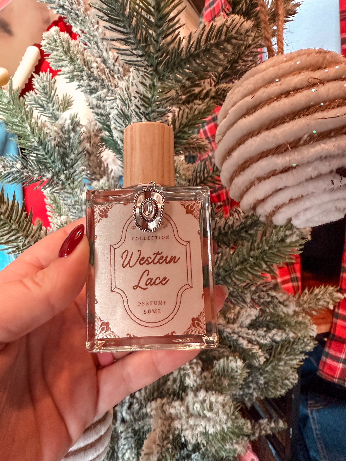 Western Lace Perfume