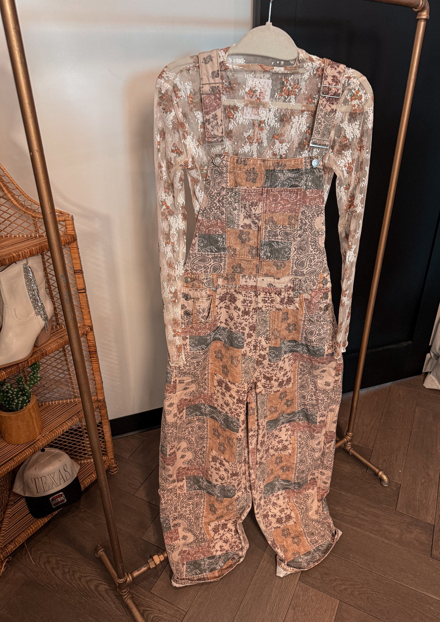 Miss Floral Mesh Tops