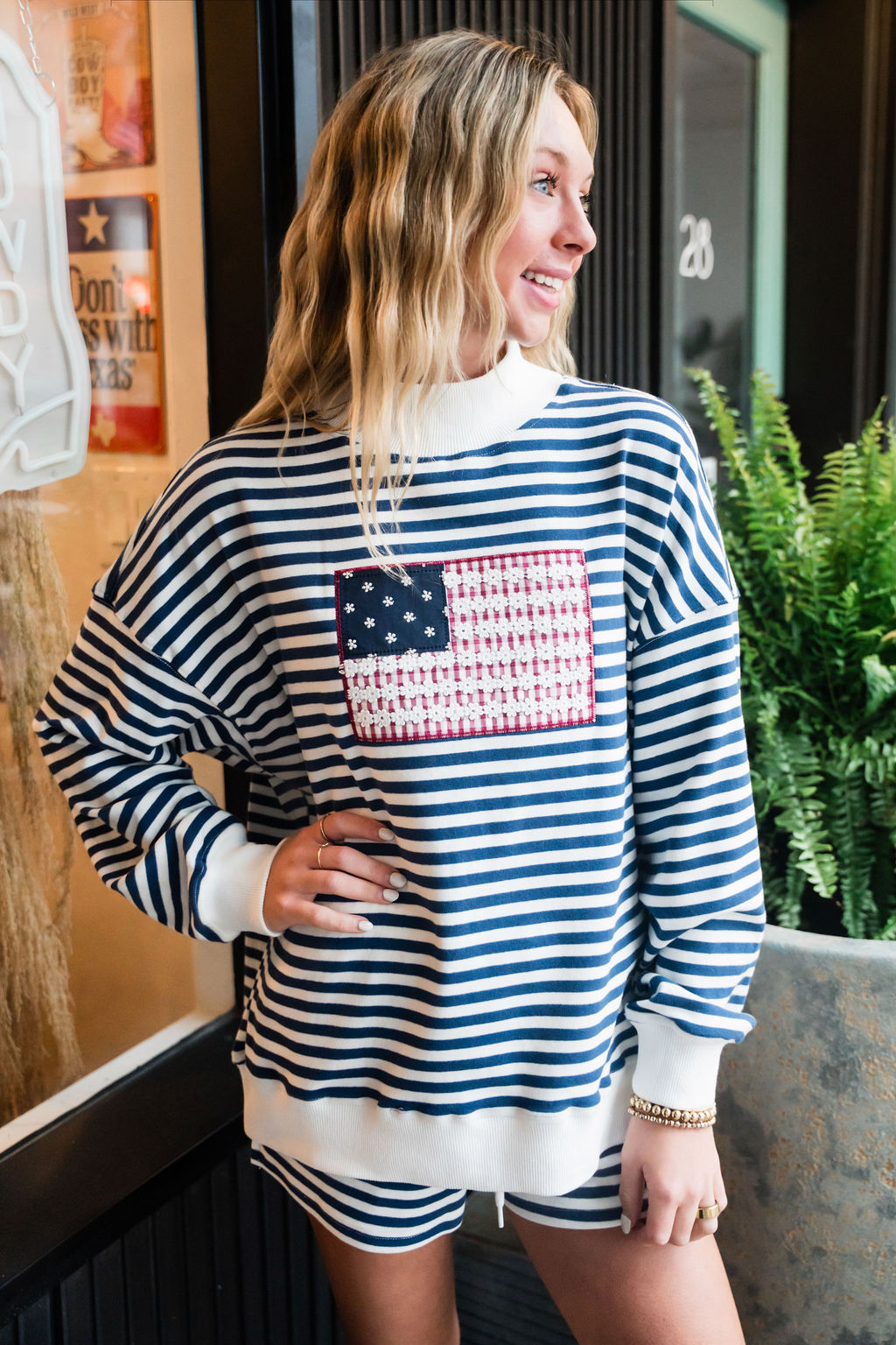 Navy Gal Mockneck Pullover