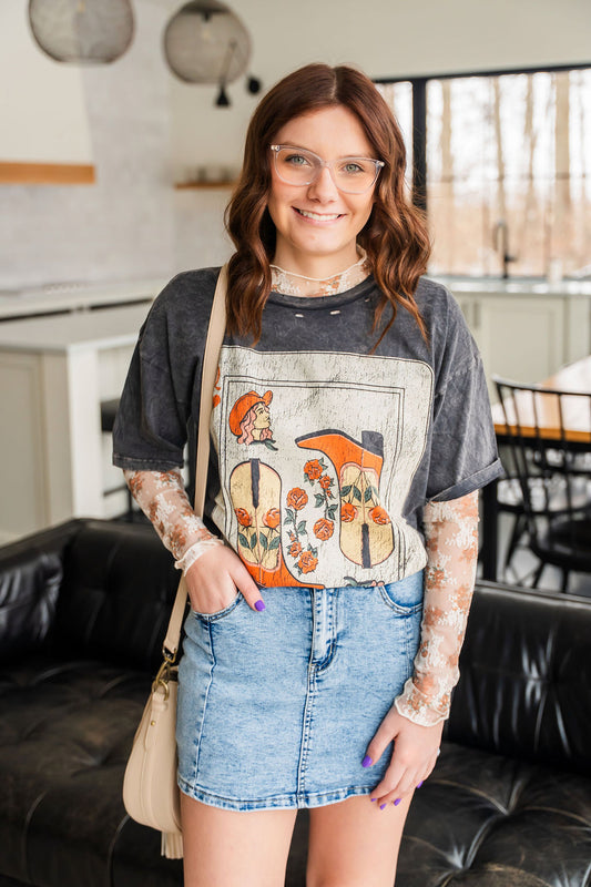 Queen of Hearts Graphic Tee