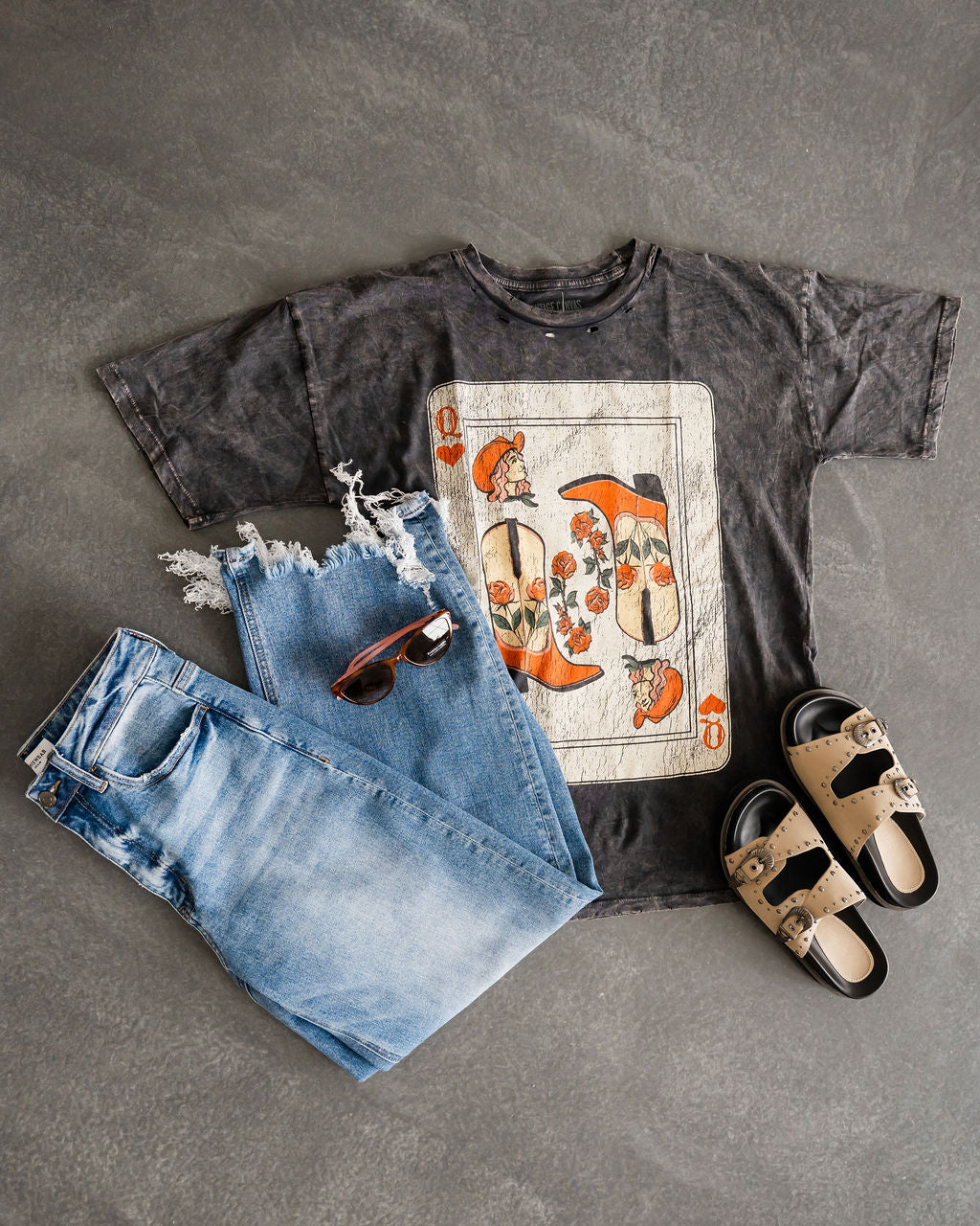 Queen of Hearts Graphic Tee
